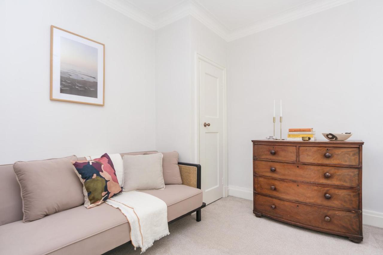 Beautifully Presented Centrally Located Studio Apartment Londres Exterior foto